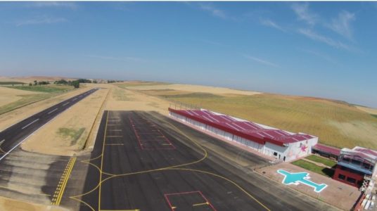 Tecnam en el aeródromo de Los Oteros