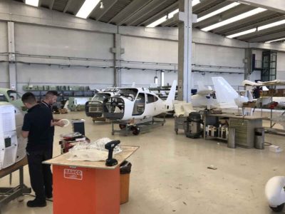 Fábrica de Tecnam en Italia