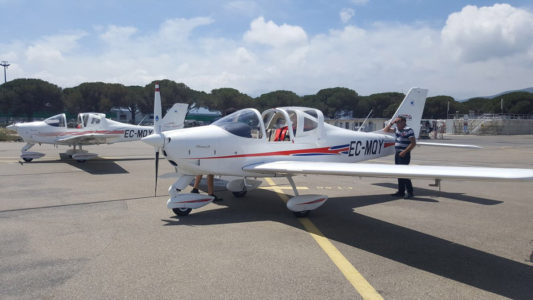 Entrega de Tecnam P2002 JF en Navarra y Gran Canaria