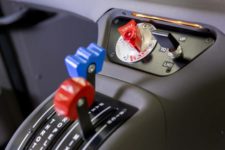 Tecnam P2010: así son las palancas