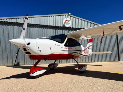 LA ESCUELA DE PILOTOS ESPAÑOLA ONE AIR AMPLÍA SU FLOTA CON TECNAM